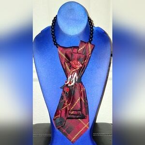 👔 IT'S A SALE!! DEBONAIR COUTURE TIE NECKLACE 👔